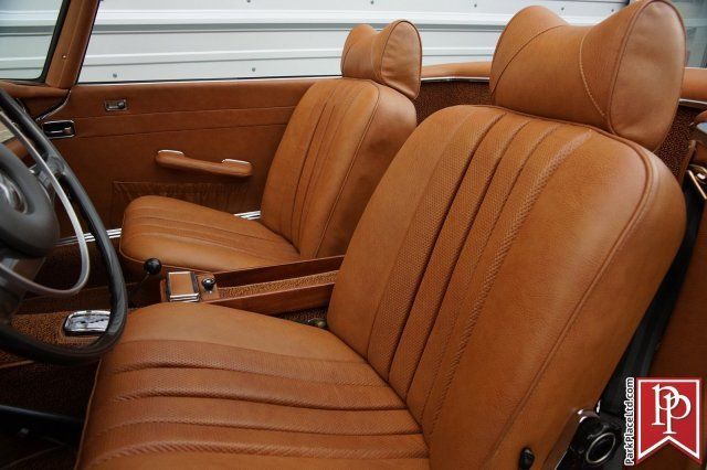 1971 Mercedes-Benz SL-Class Roadster - photo 12