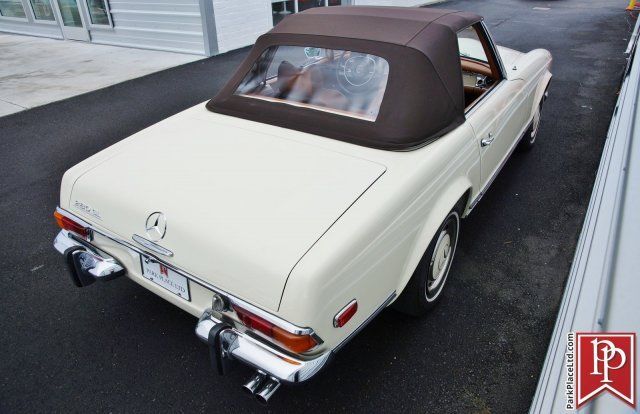 1971 Mercedes-Benz SL-Class Roadster - photo 3