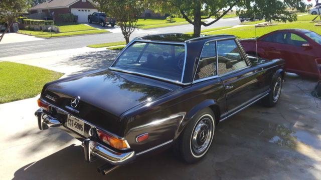 1971 Mercedes-Benz 200-Series Convertible Roadster - photo 3