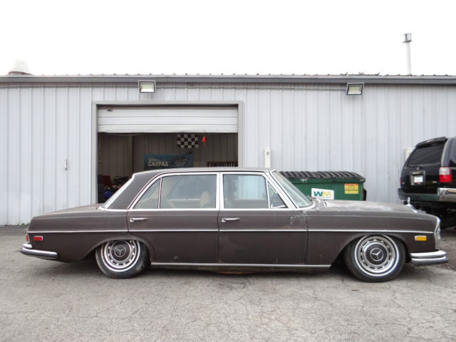 1971 Mercedes Benz 300SEL 3.5 1 Family Owned Original For Parts Or Restoration 1971 Mercedes-Benz 300-Series 300SEL