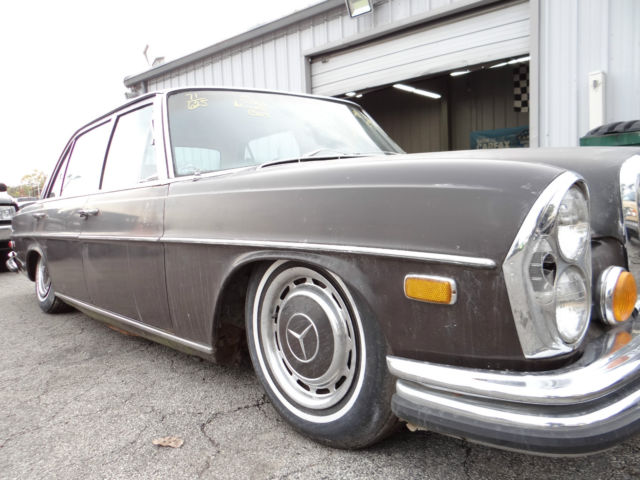 1971 Mercedes-Benz 300-Series 300SEL - photo 2