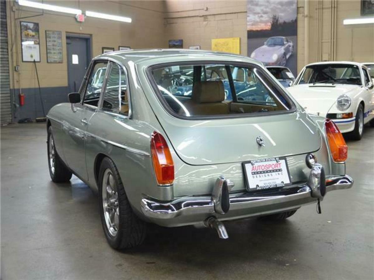 1971 MG MGB GT - photo 4