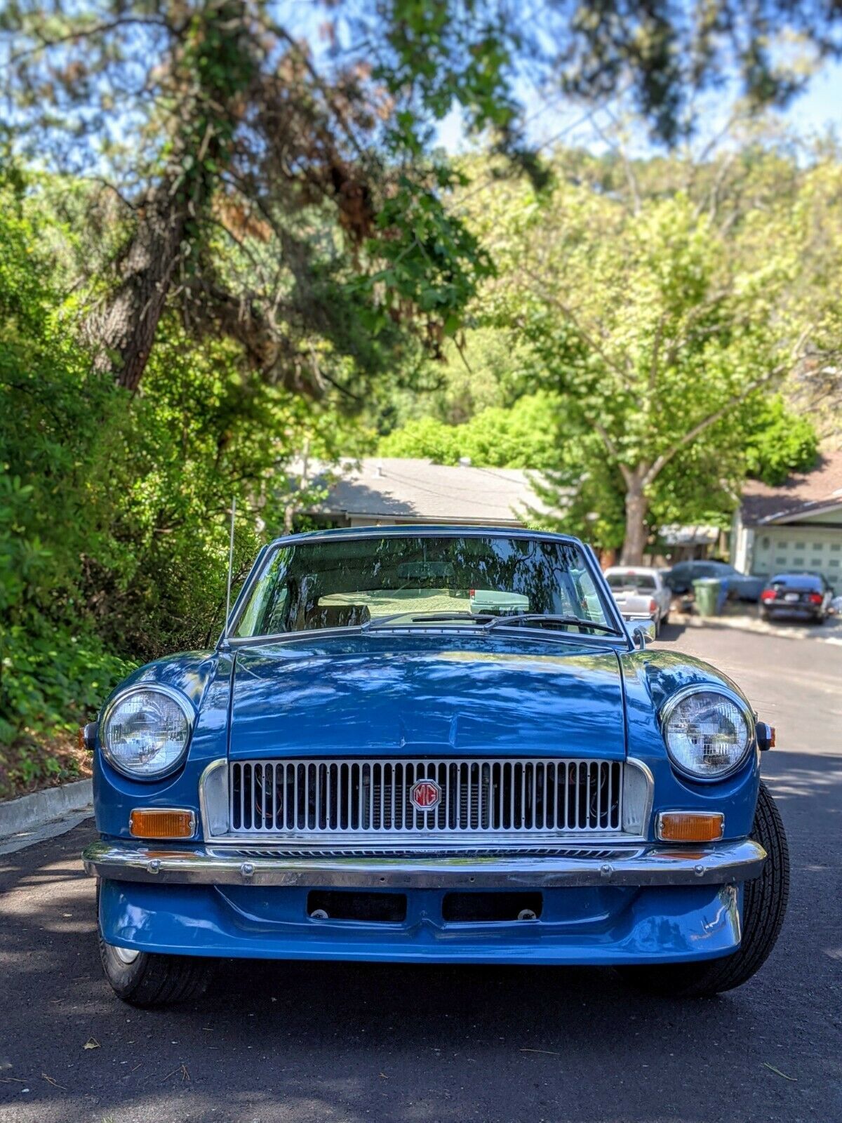 1971 MG MGB GT - photo 2