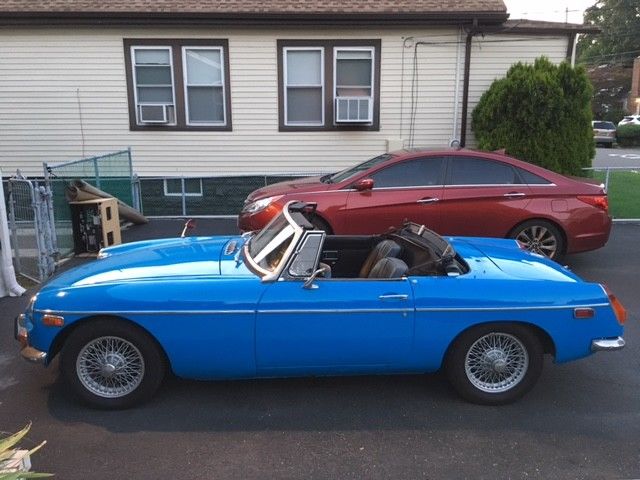1971 MG MGB Roadster - photo 3