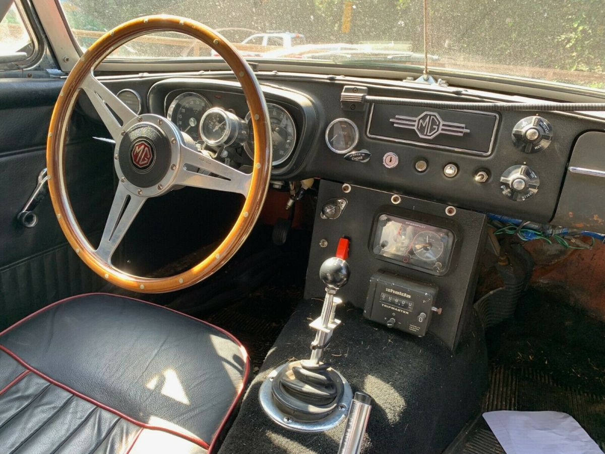 1971 MG MGB - photo 7