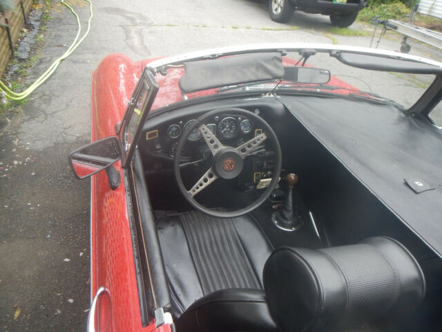 1971 MG MGB - photo 11