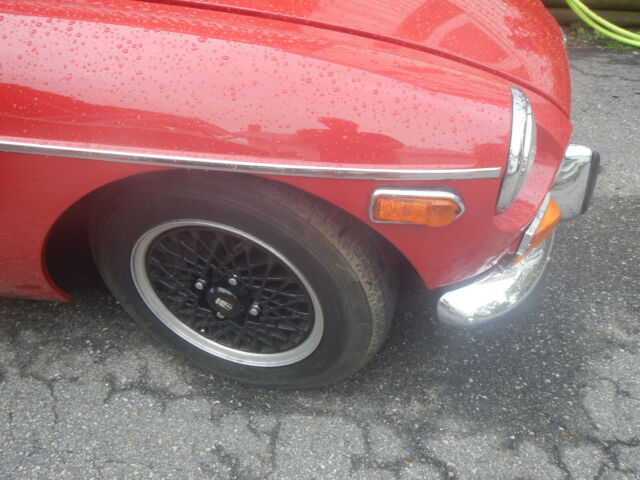 1971 MG MGB - photo 2