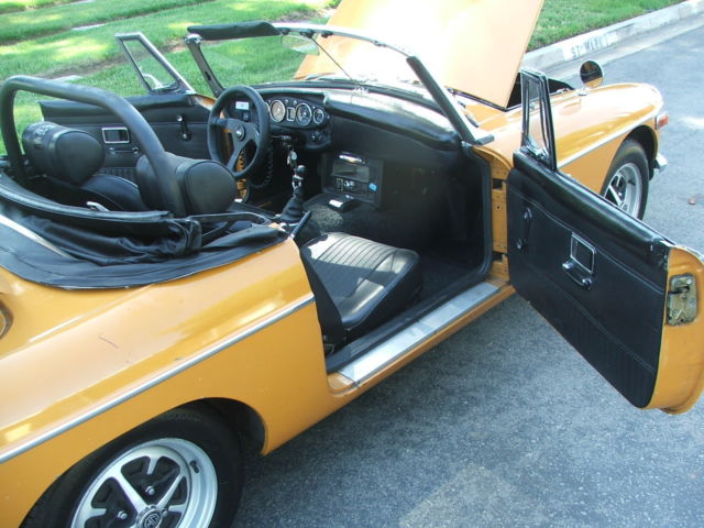 1971 MG MGB Roadster - photo 12