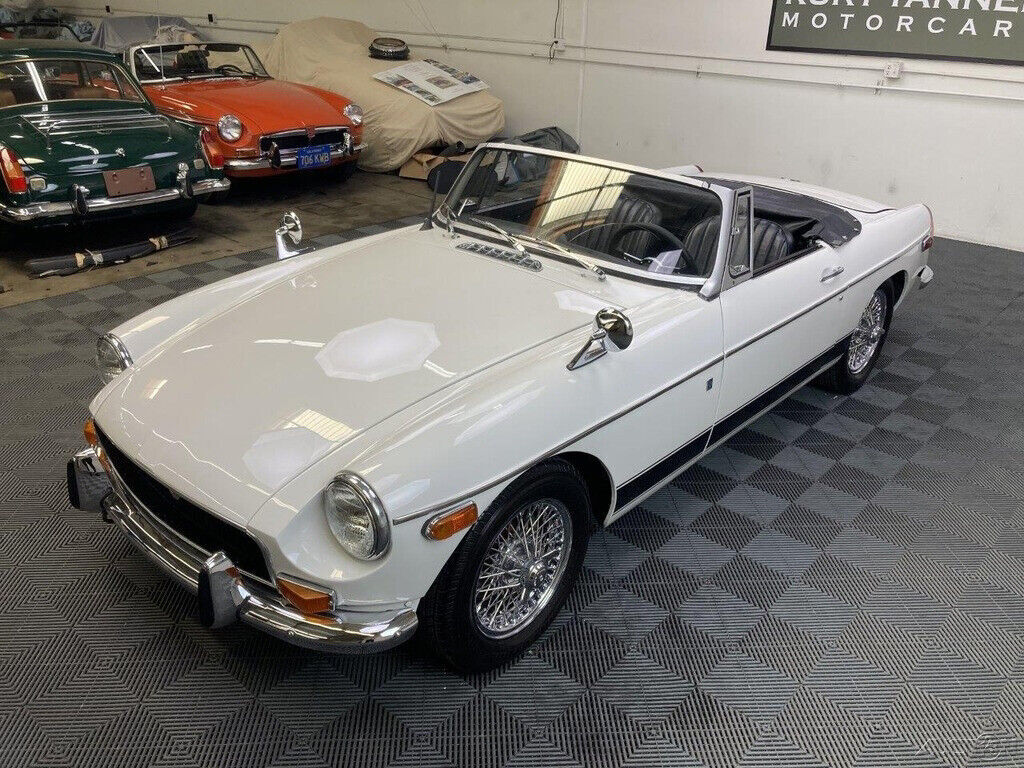 1971 MG MGB 1971 MGB ROADSTER MK3. GLACIER WHITE - photo 9
