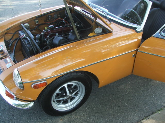1971 MG MGB Roadster - photo 6