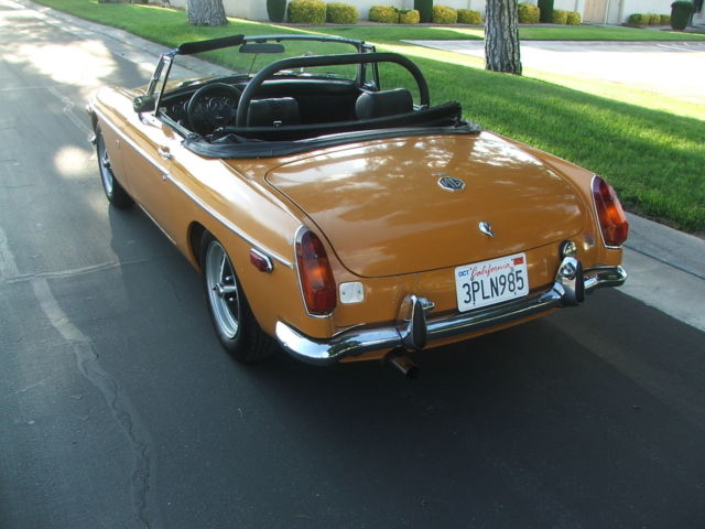 1971 MG MGB Roadster - photo 9