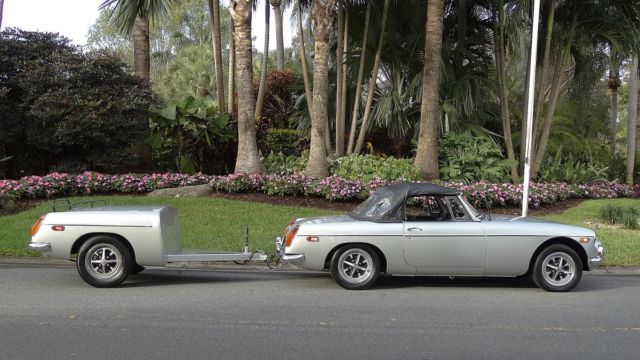 1971 MG MGB COMPLETELY REDONE - photo 4