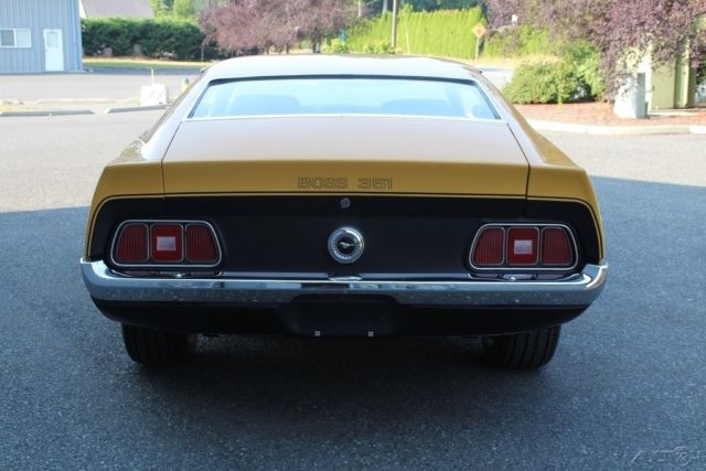 1971 Ford Mustang Fastback R-code Boss Nodular Case Trac-Loc Staggered Shocks Hurst - photo 4