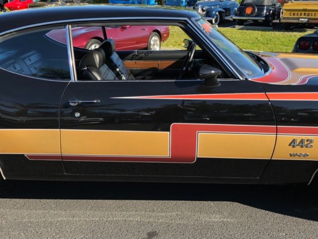 1971 Oldsmobile 442 -W-30 CODE-1 OWNER CAR W/ 19K ORIGINAL MILES-FACTO - photo 7