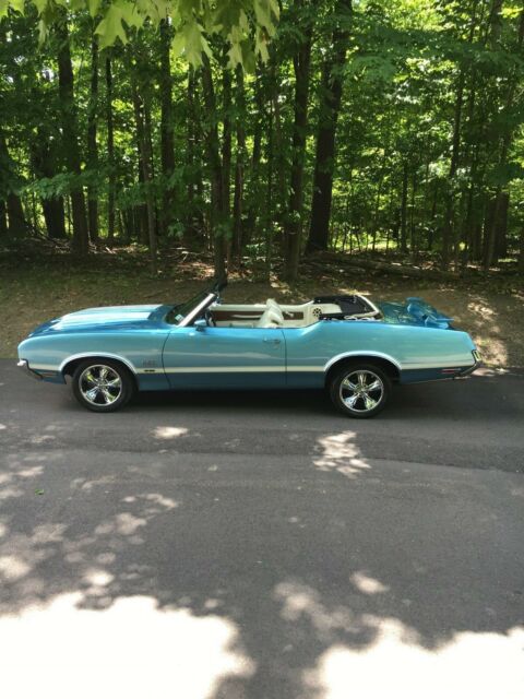 1971 Oldsmobile Cutlass 442 convertible tribute 1971 Oldsmobile Cutlass 442 convertible