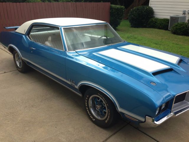 1971 Oldsmobile Cutlass 442 W-30 1971 Oldsmobile Cutlass