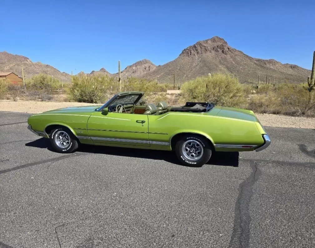 1971 Oldsmobile Cutlass Convertible Green LOW MILES 1971 Oldsmobile Cutlass LOW MILES