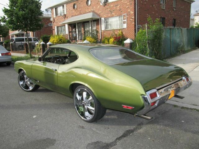 1977 Oldsmobile Cutlass