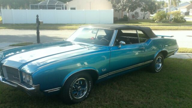 1971 Oldsmobile Cutlass Supreme 2Dr. Convertible