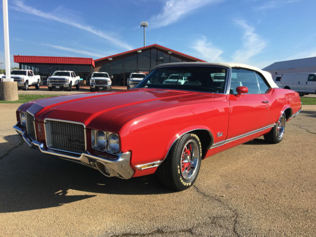 1971 Oldsmobile Cutlass Supreme Base 5.7L | Red, Great Condition, Garage Kept! 1971 Oldsmobile Cutlass Base
