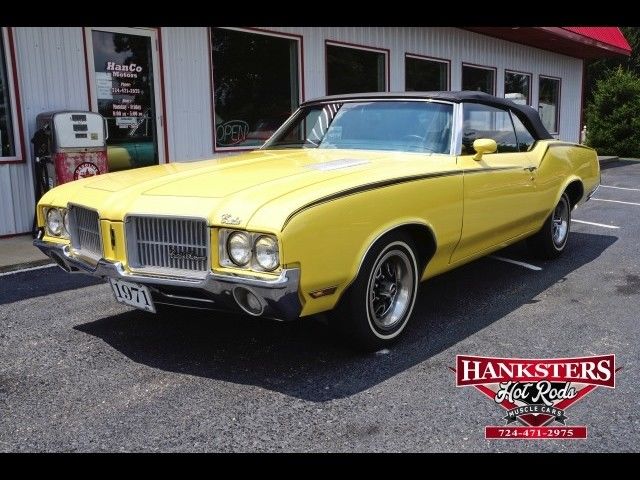 1971 Oldsmobile Cutlass Supreme, Yellow with 85,216 Miles available now! 1971 Oldsmobile Cutlass Convertible