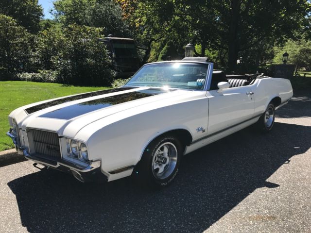 1971 OLDSMOBILE CUTLASS SX CONVERTIBLE DOWNSIZING COLLECTION CLASSIC CARS BIKES 1971 Oldsmobile Cutlass