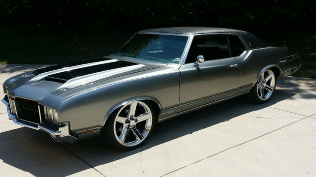 1971 Oldsmobile Cutlass with 442 Features (Olds Muscle Car) 1971 Oldsmobile Cutlass