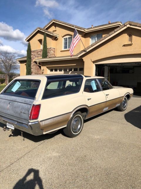 1971 Oldsmobile Vista Cruiser - photo 3