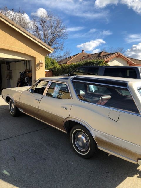 1971 Oldsmobile Vista Cruiser - photo 5