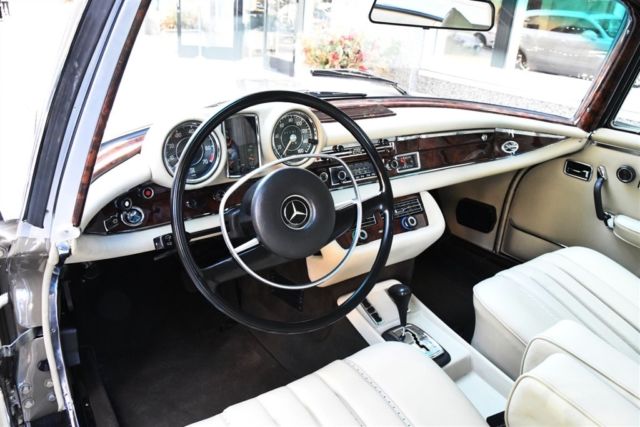1971 Mercedes-Benz 200-Series Parchment leather - photo 12