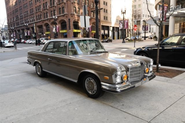 1971 Mercedes-Benz 200-Series Parchment leather - photo 3