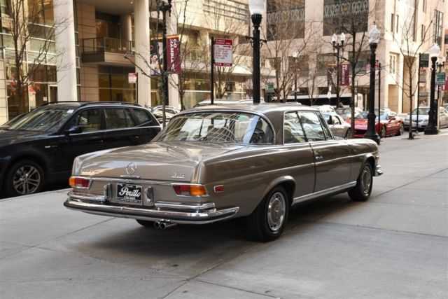 1971 Mercedes-Benz 200-Series Parchment leather - photo 4