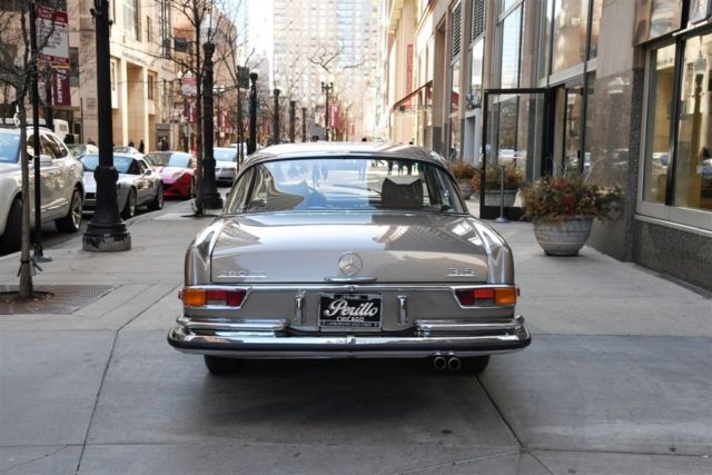 1971 Mercedes-Benz 200-Series Parchment leather - photo 5