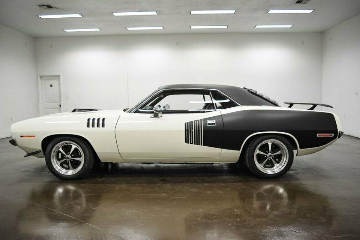 1971 Plymouth Barracuda Hemi Resto-Mod - photo 4