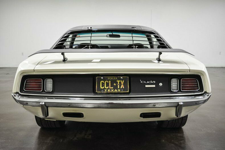 1971 Plymouth Barracuda Hemi Resto-Mod - photo 6