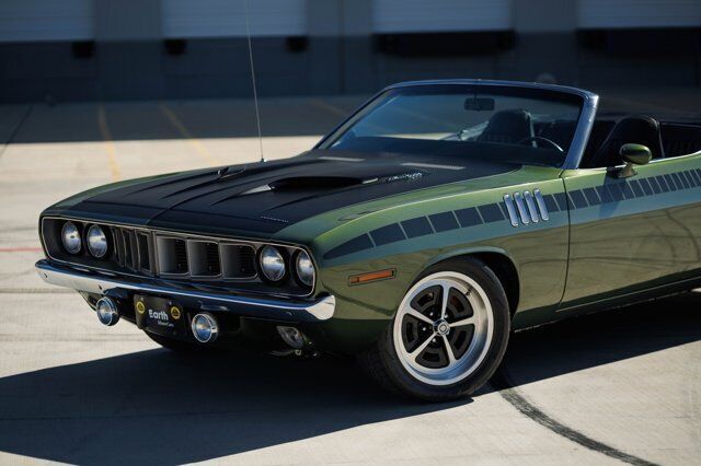 1971 Plymouth Cuda Hemi 392 Custom Restomod - photo 11