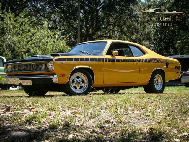 1971 Plymouth Duster Coupe 1517 Miles Gold 2d : 2 Door Hard TOP 3 Speed Automat 1971 Plymouth Duster Coupe