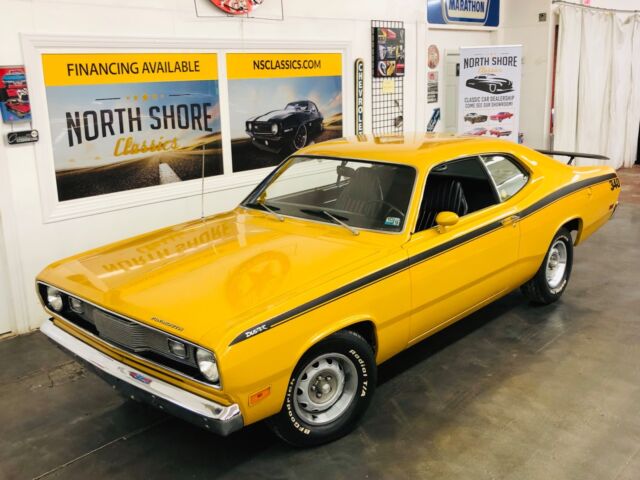 1971 Plymouth Duster for sale! 1971 Plymouth Duster - 340 ENGINE - 4 SPEED MANUAL - SUPER CLEAN BO
