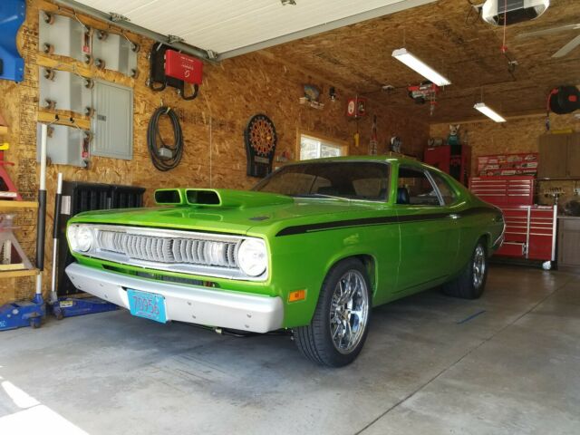 1971 Plymouth Duster, hemi 1971 Plymouth Duster