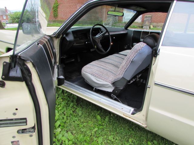 1971 Plymouth Fury III - photo 10