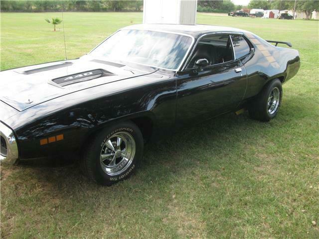 1971 Plymouth Road Runner 65,474 Miles black 2 door 440 HP Manual 1971 Plymouth Road Runner --