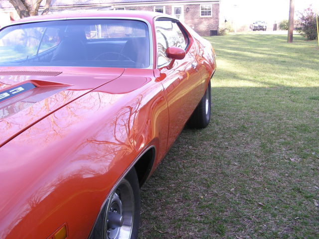 1971 Plymouth Road Runner reflective over roof stripe, hood recess stripes - photo 7