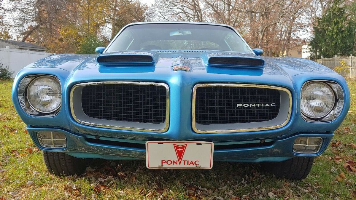 1971 Pontiac Firebird Formula 400 4 Speed fully restored in Mint shape. Sharp!! 1971 Pontiac Firebird