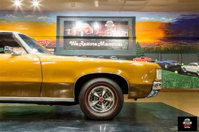 1971 Pontiac Grand Prix -- - photo 2