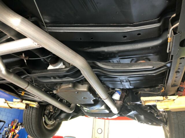 1971 Pontiac GTO 2 door hard top - photo 7