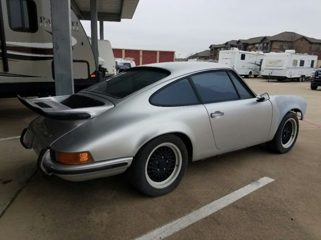 1971 Porsche 911 E Coupe 1971 Porsche 911 Porsche 911E Coupe, Very solid car, 5 Speed.