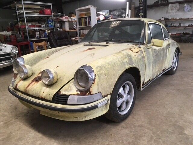 1971 Porsche 911 S Coupe - Barn Find 1971 Porsche 911