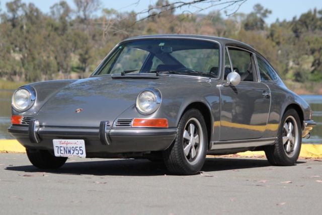 1971 Porsche 911T Restored and Like New Runs Excellent 47,000 original miles 1971 Porsche 911 T