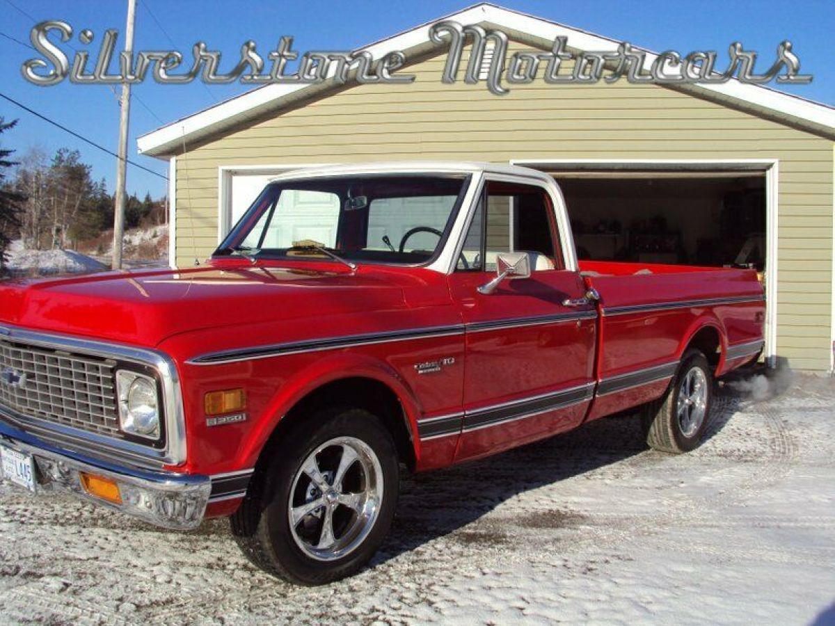 1971 Red & White Restored 350 V8 Automatic 1971 Chevrolet C-10 Custom Deluxe
