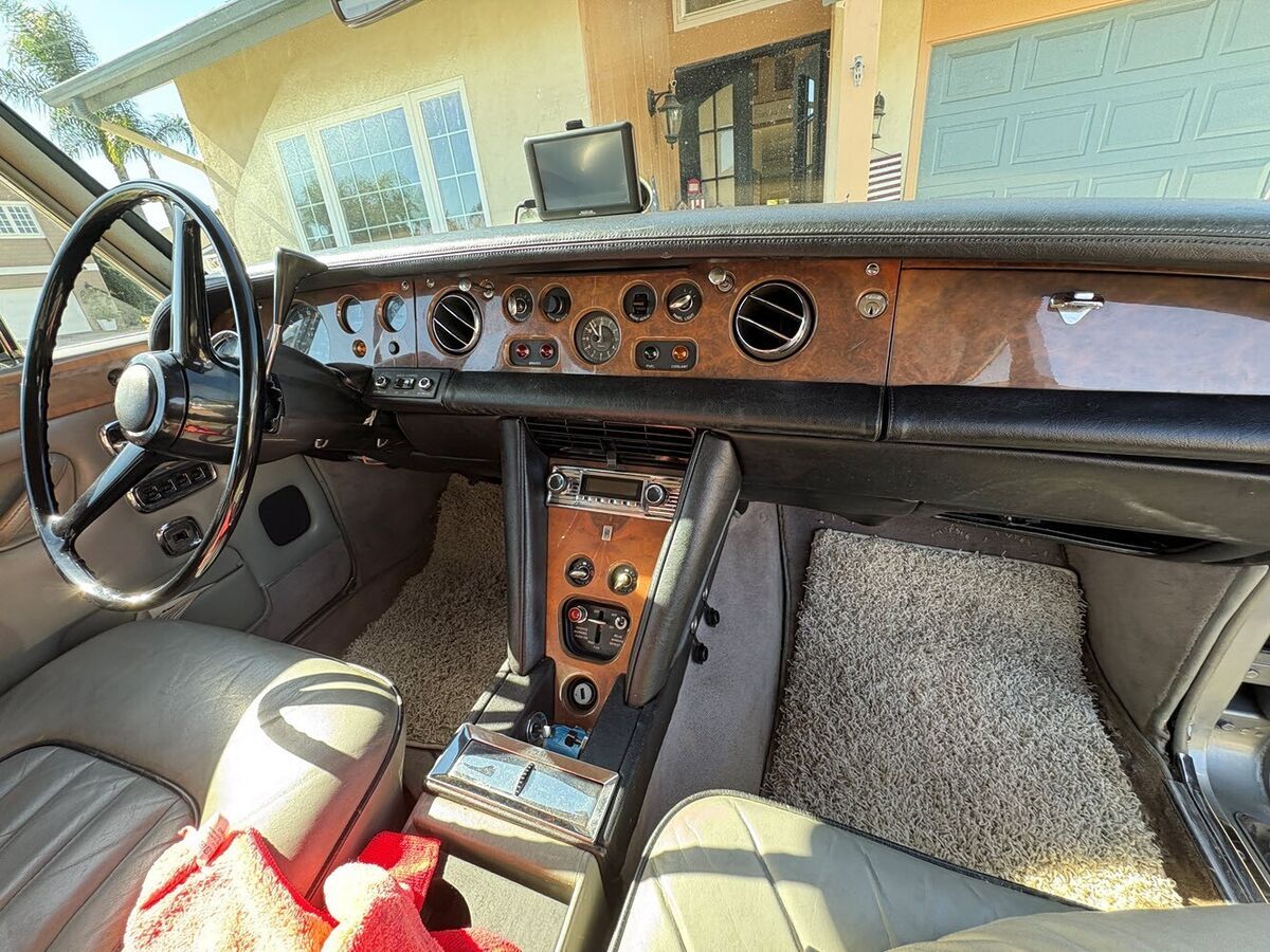 1971 Rolls-Royce Silver Shadow - photo 13